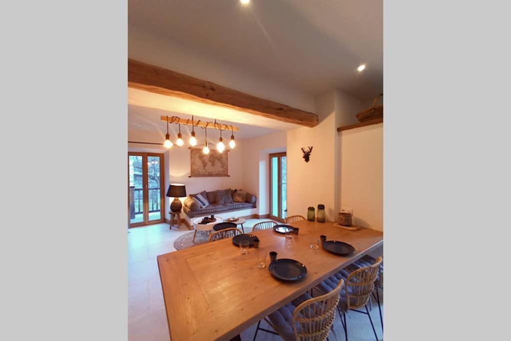 Bel Appartement 8 Personnes A Saint Chaffrey Exterior foto