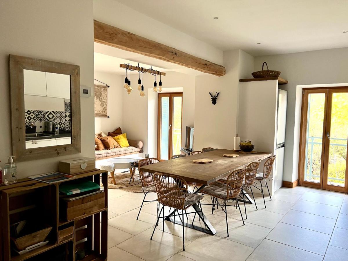Bel Appartement 8 Personnes A Saint Chaffrey Exterior foto
